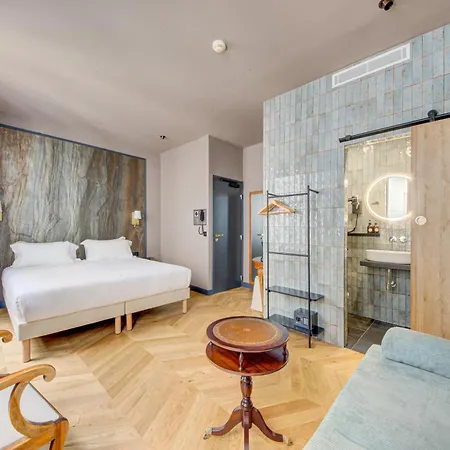 Hotel Maat Batignolles 3*