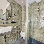 Hotel Maat Batignolles Paris