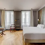 Hotel Maat Batignolles
