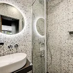 Hotel Maat Batignolles