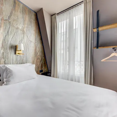 Maat Batignolles Hotel Paris