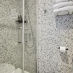 Maat Batignolles 3*