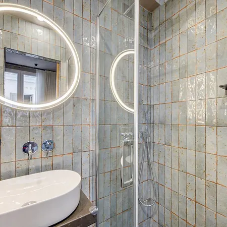 Hotell Maat Batignolles Paris