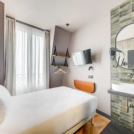 Maat Batignolles Hotell