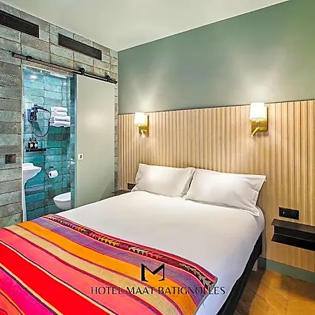 Maat Batignolles 3* Párizs