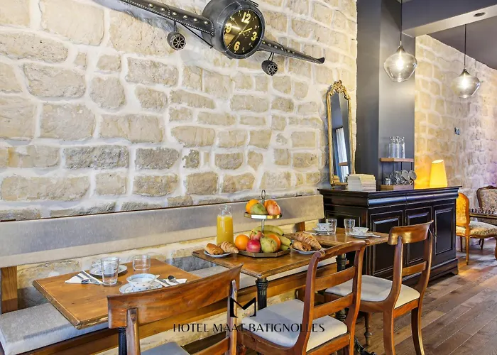 Maat Batignolles פריז