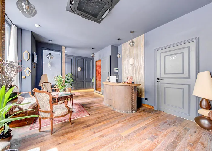 מלון Maat Batignolles