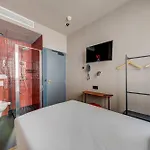 Maat Batignolles פריז
