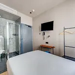 Maat Batignolles מלון פריז
